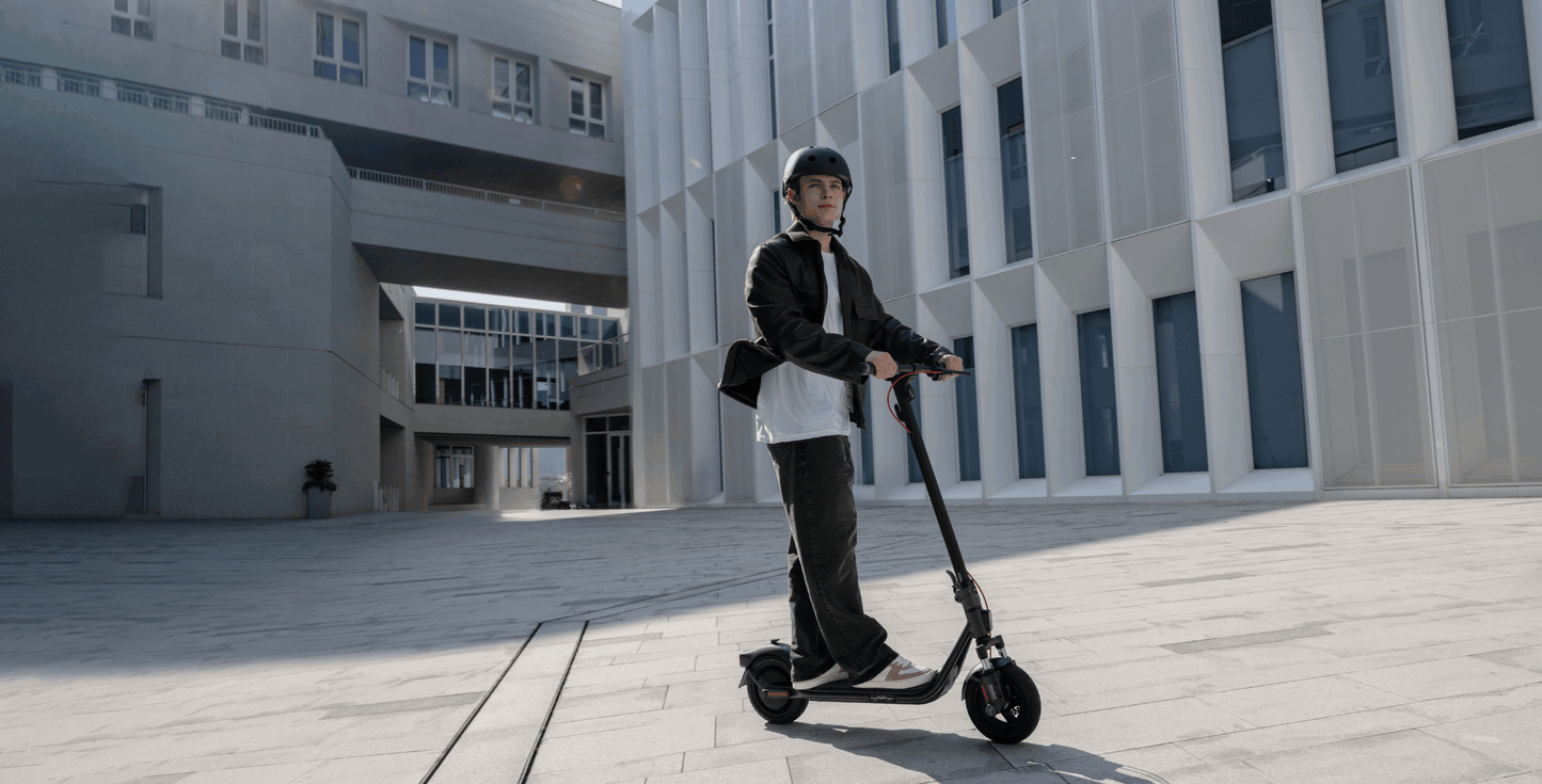 Ninebot Kickscooter F2 Pro II Electric Scooter [051203AA]